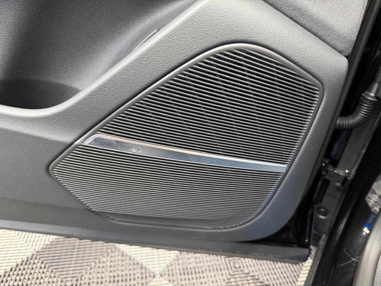 Audi RS Q8 Performance 641CV