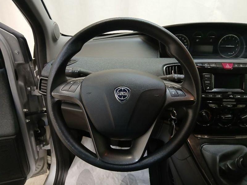 Lancia Ypsilon 1.2 Silver Gpl 69cv