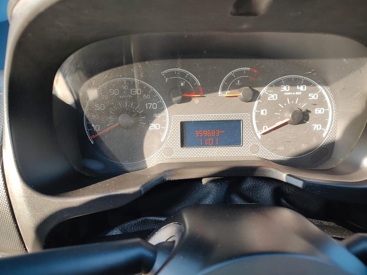 Fiat Fiorino 1.3 MJT 75CV Furgone, VEICOLO EURO 5, GRANDINATO, OK NEOPATENTATI