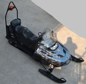 MOTOSLITTA LYNX YETI 800
