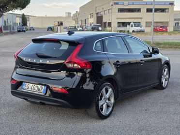 Volvo V40 1.6 diesel 2013 Neo P