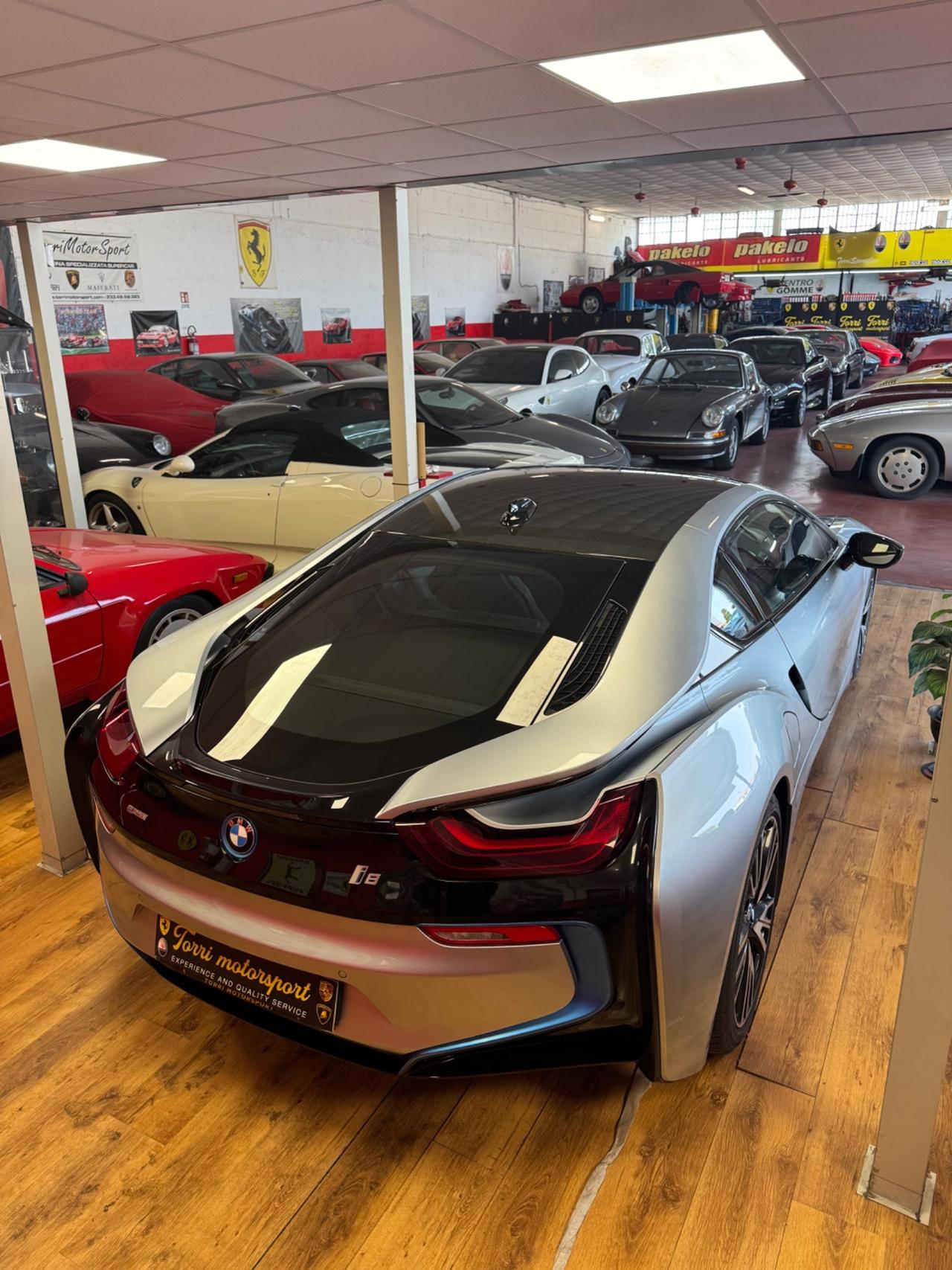 Bmw i8 ufficiale BMW PERMUTE