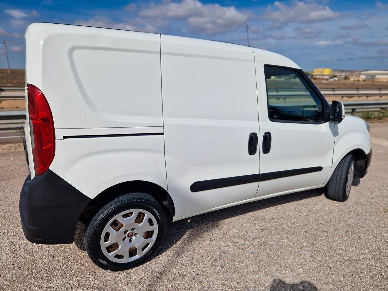 Fiat Doblo Doblò 1.4 T-Jet Natural Power PC-TN Cargo Lamier. SX 3 posti