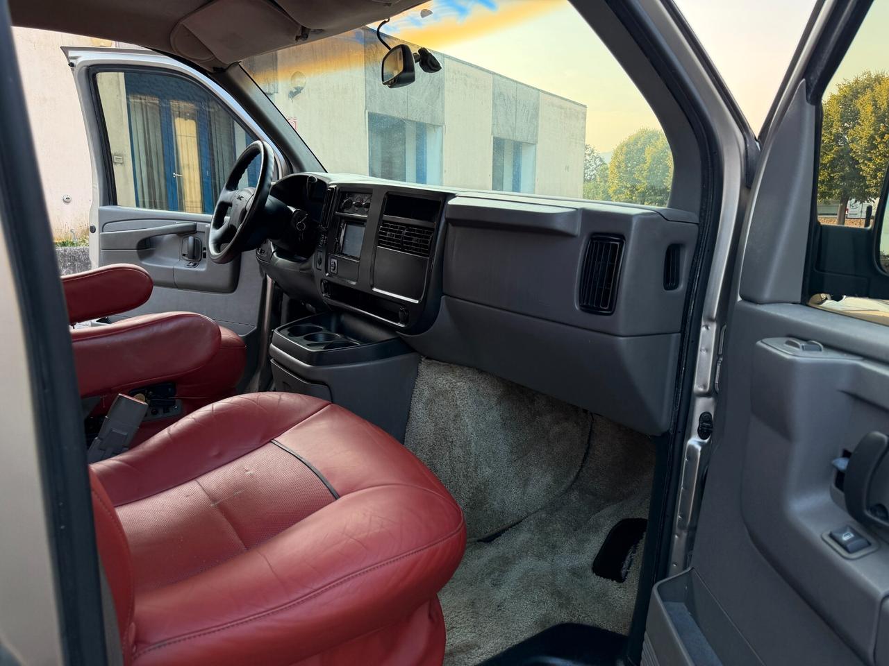 Gmc Savana 4.3i V6 GPL 9 Posti Gancio Traino