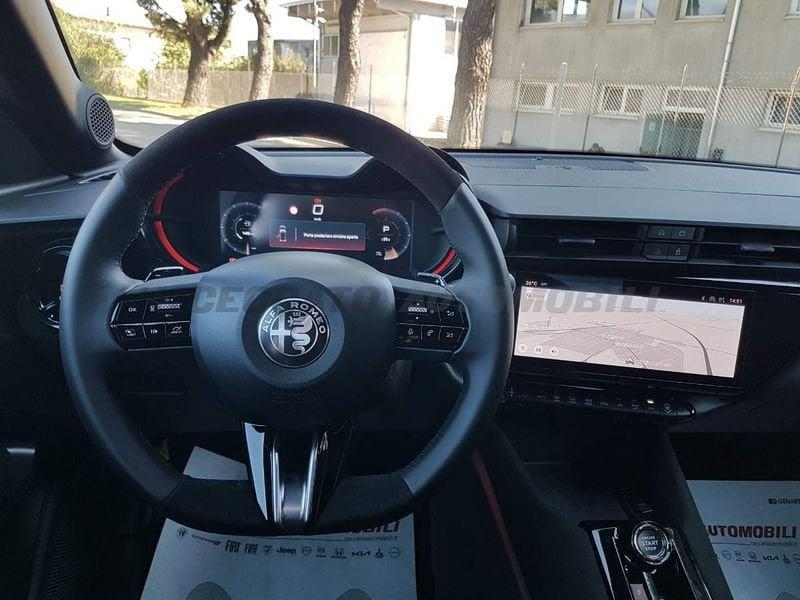 Alfa Romeo Junior Junior 1.2 ibrida Q4 145cv edct6