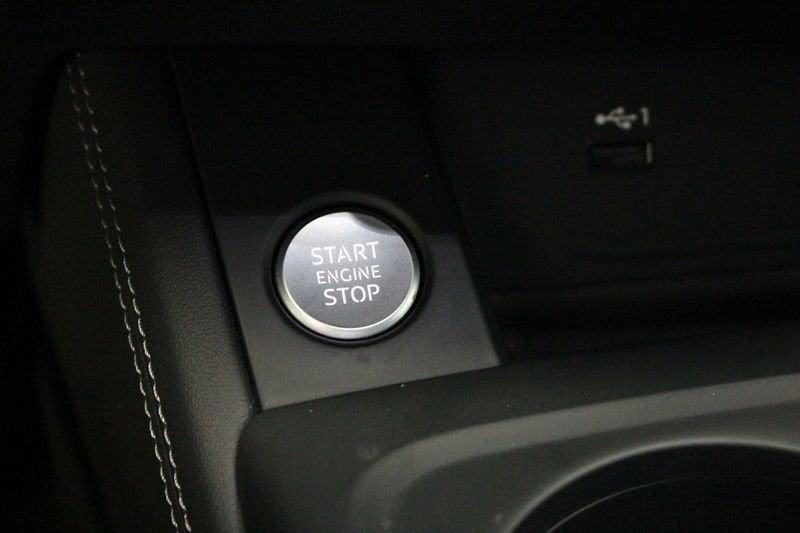 Audi A4 30 TDI Business Advanced