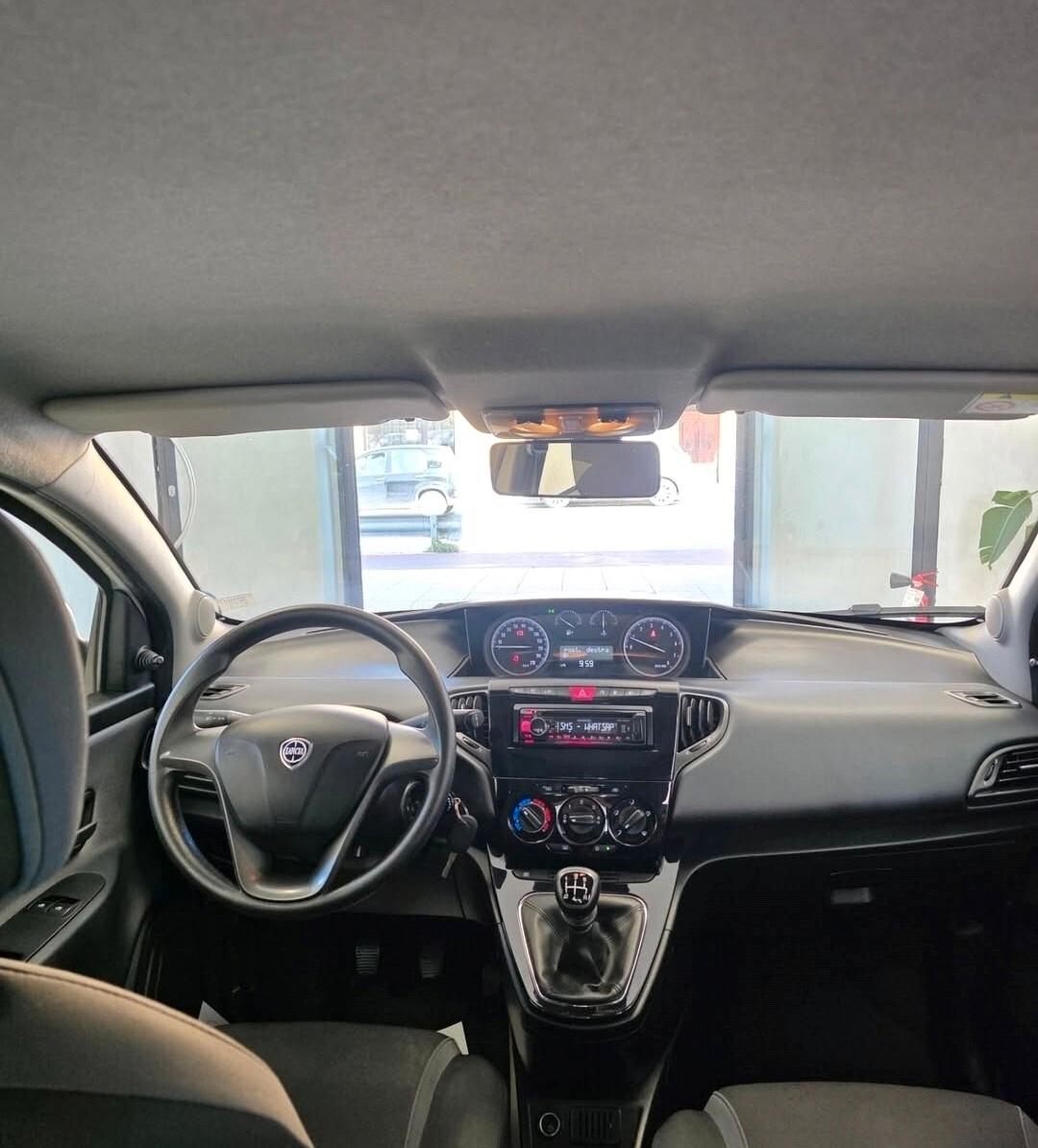 Lancia Ypsilon 1.2 69 CV 5 porte GPL Ecochic Gold