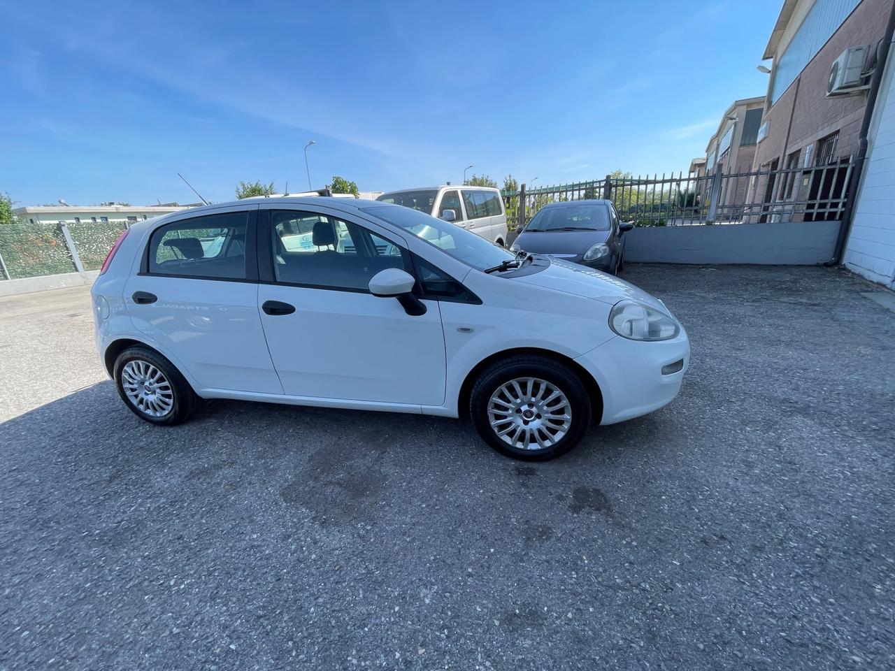 Fiat Punto 1.3 MJT II 75 CV 5 porte Lounge