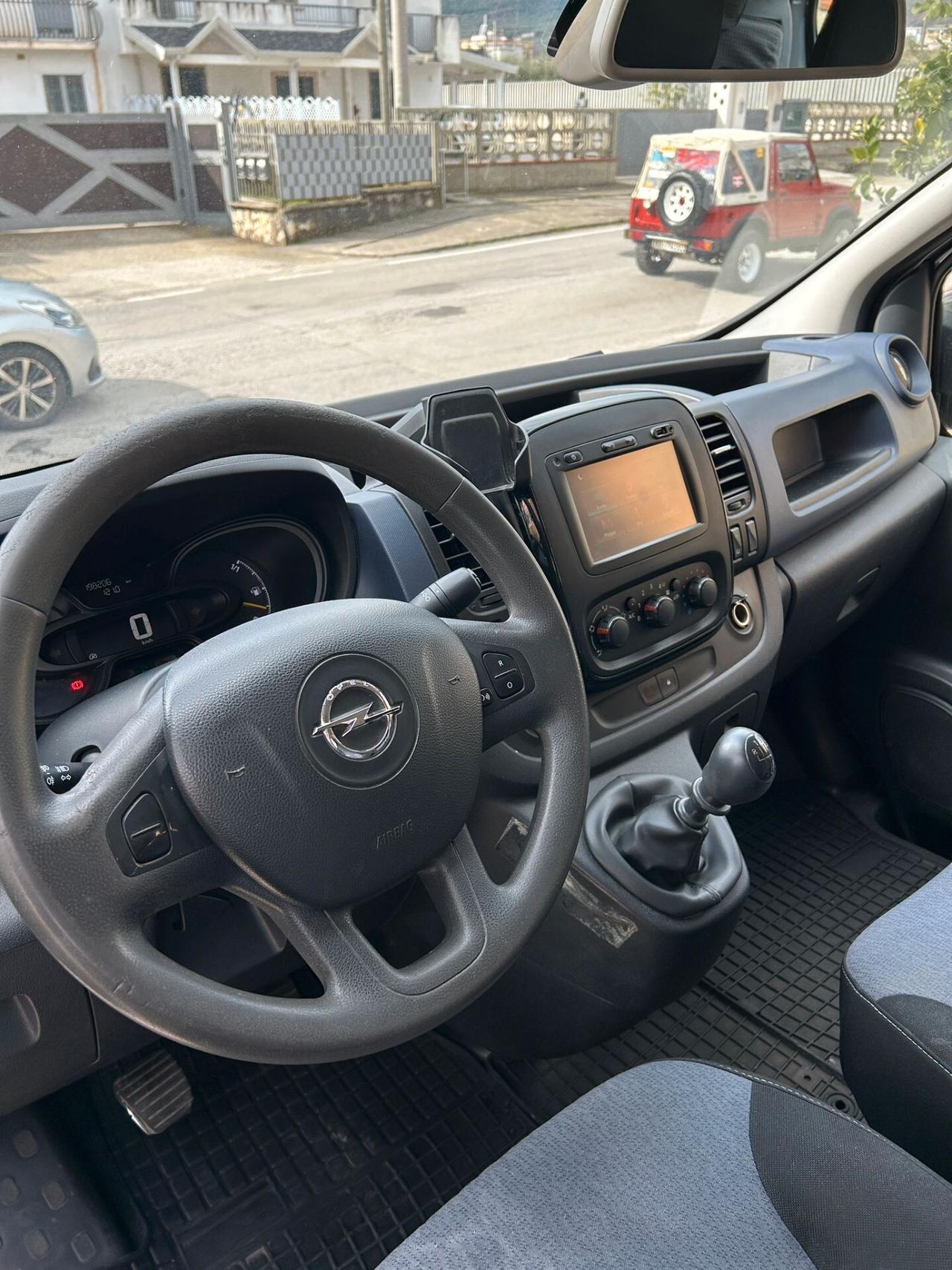 Opel Vivaro 29 2.0 CDTI 120CV PC-TN Combi Semivetrato Fap M1