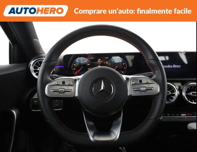 MERCEDES-BENZ A 200 Sport