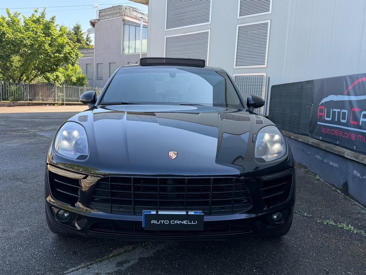 Porsche Macan 3.0 S Diesel FULL TETTO TOTAL BLACK MOTORE NUOVO FATTURATO