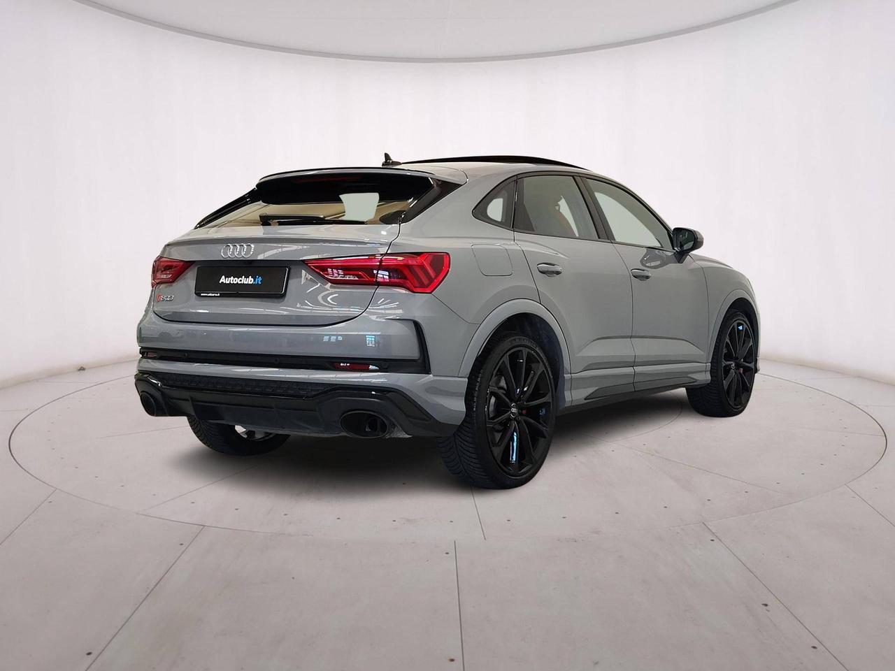 Audi Q3 Sportback RS 2.5 quattro