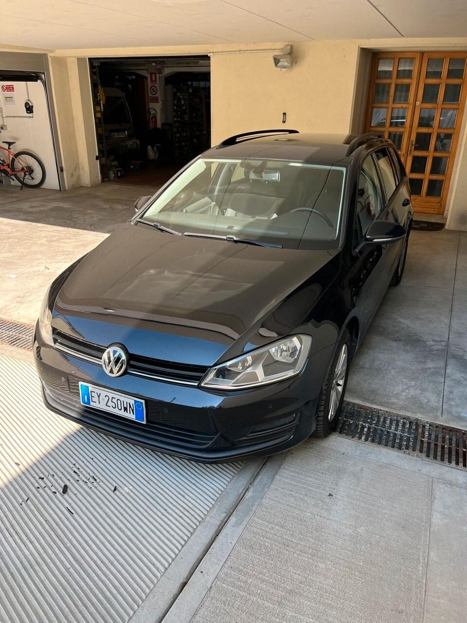 Volkswagen Golf Variant 1.6 TDI 110 CV Comfortline BlueMotion Tech.