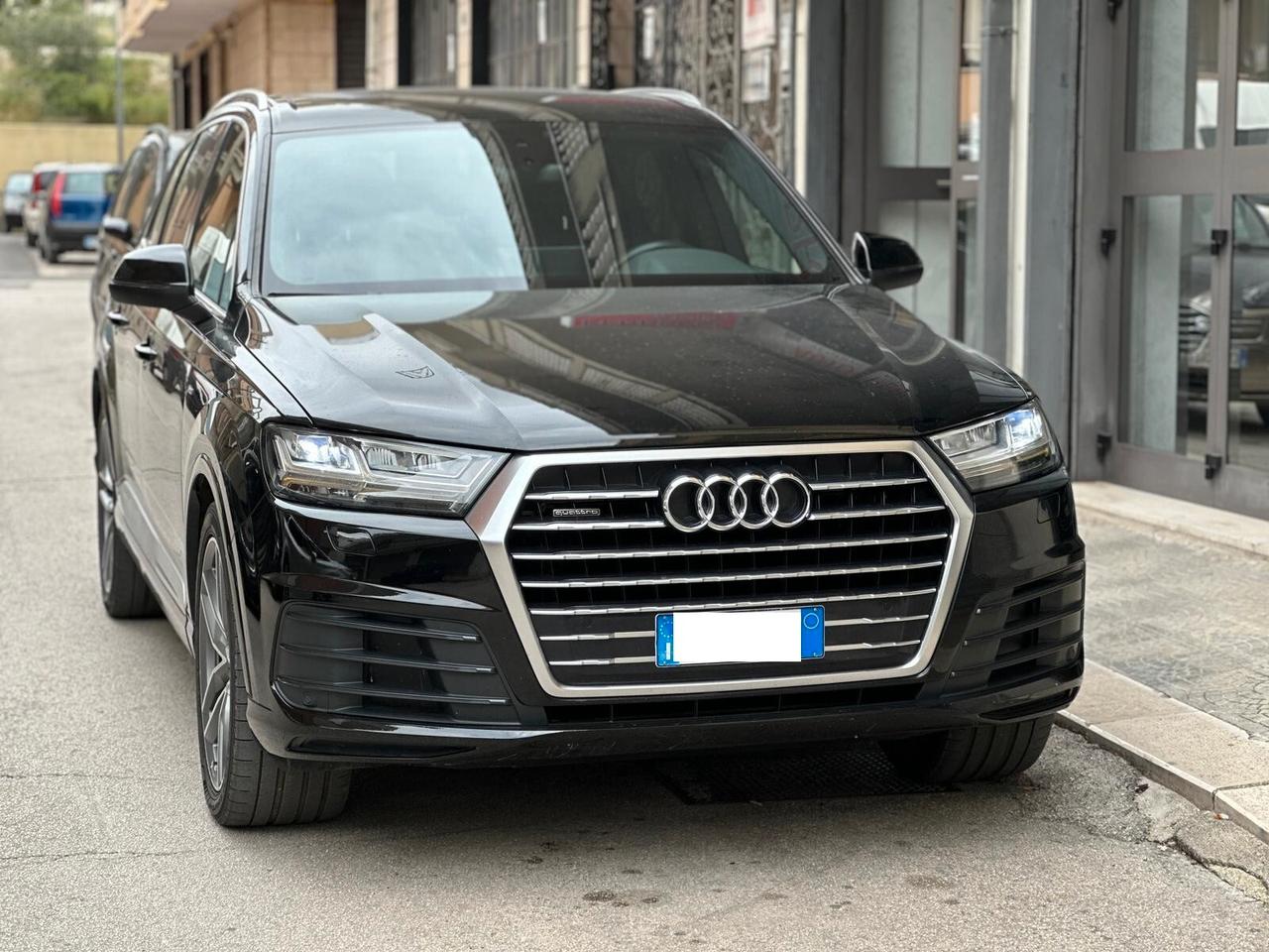 Audi Q7 3.0 272 CV quattro tiptronic S Line *FULL*