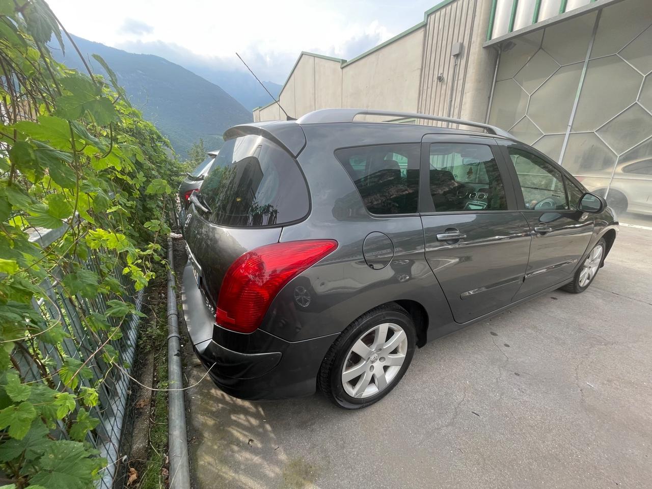 Peugeot 308 1.6 HDi 110CV 5p. Sportium 7 POSTI