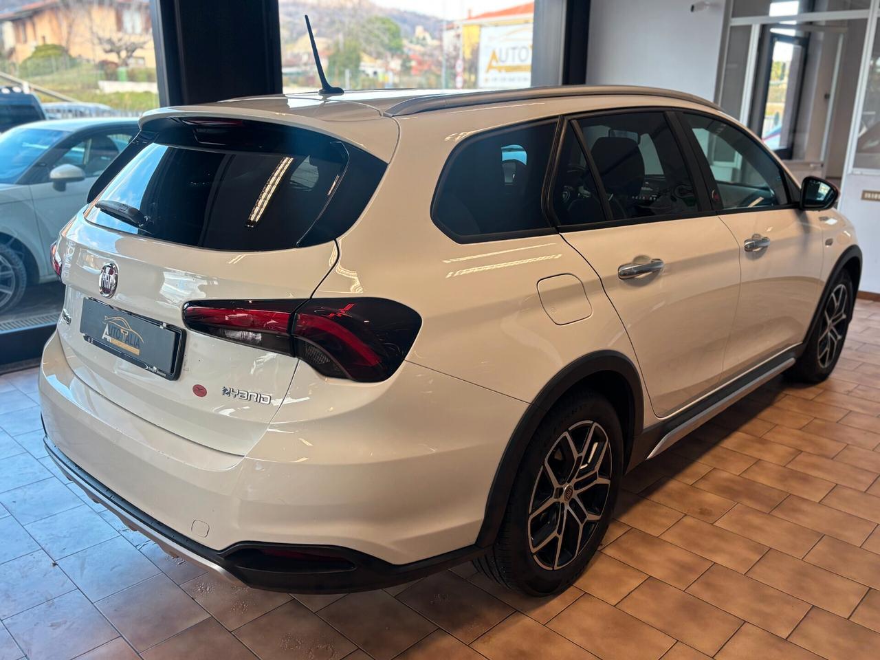 Fiat Tipo SW 1.5 t4 hybrid (Red) 130cv dct*