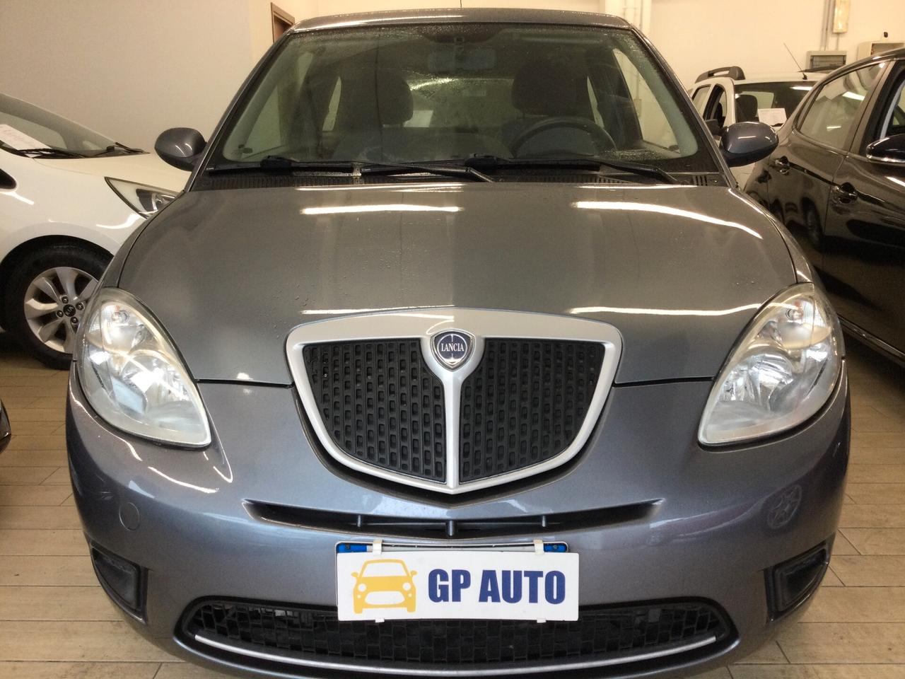 Lancia Ypsilon 1.2 Argento