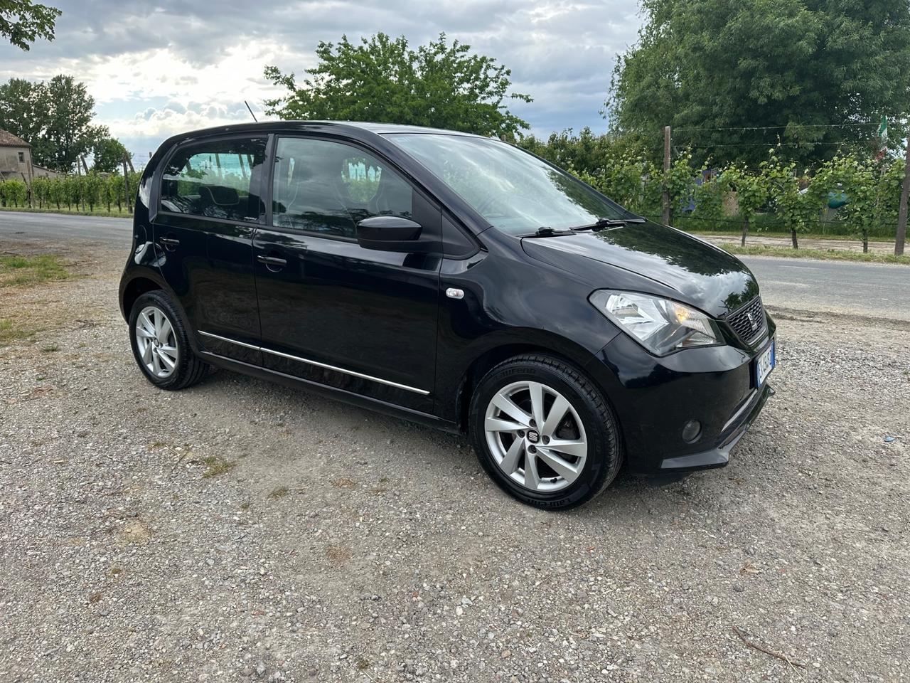 Seat Mii 1.0 68 CV 5 porte by Mango Nero Assoluto Ecofuel