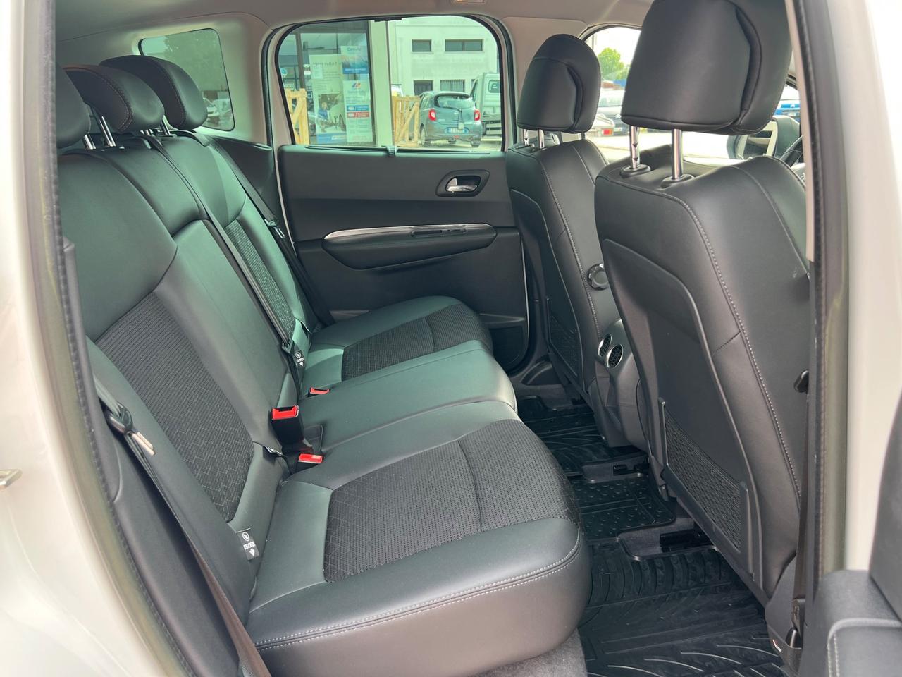 Peugeot 3008 1.6 HDi 115CV Allure