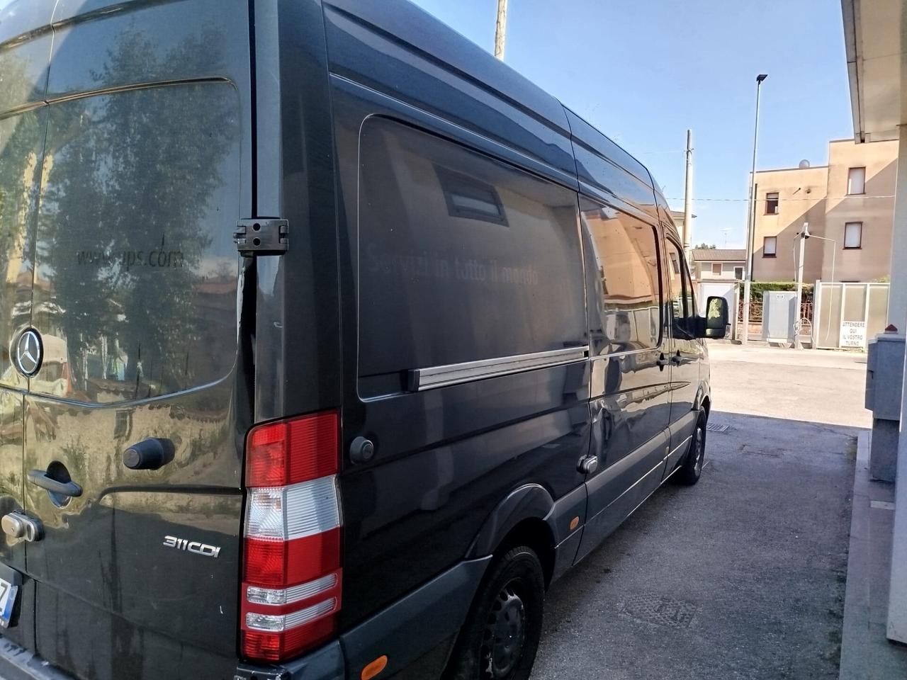 Mercedes-benz Sprinter 311cdi f37/33 tetto alto passo medio