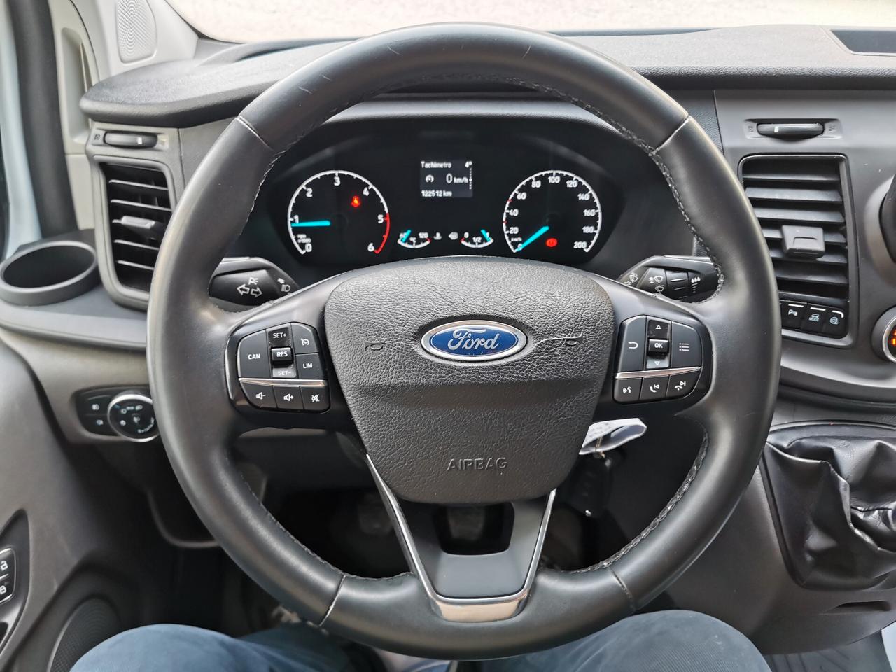 Ford Transit Custom 320 2.0 EcoBlue 130cv PC Combi Trend