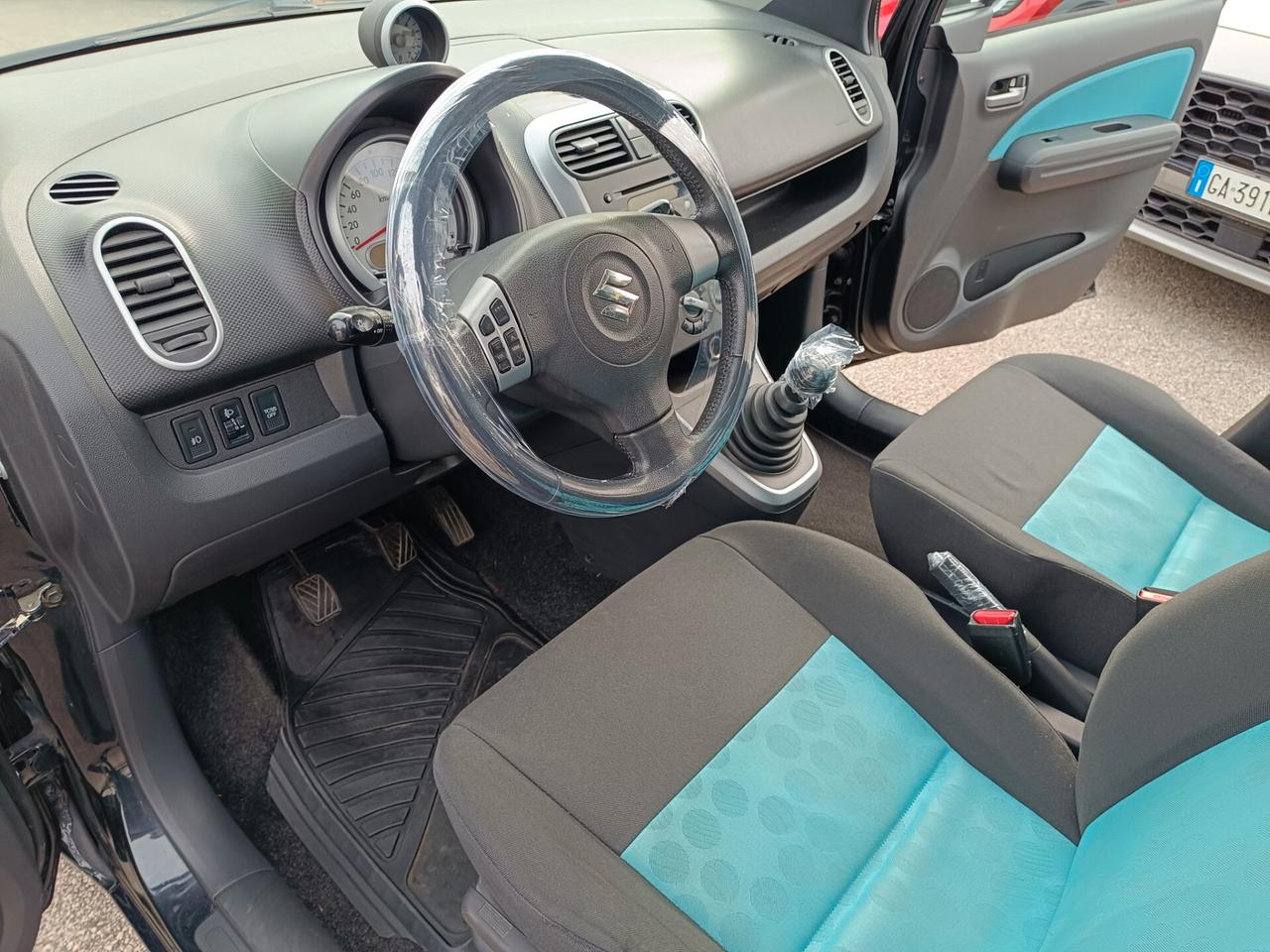 Suzuki Splash 1.0 L