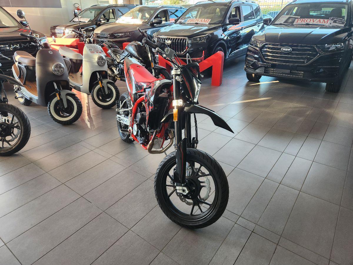 Swm SM 125 R MOTARD