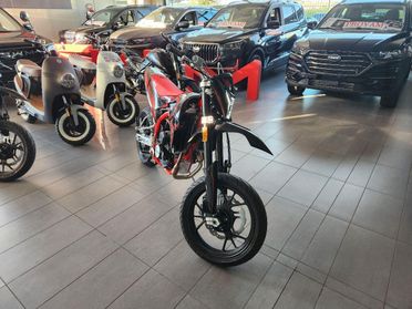 Swm SM 125 R MOTARD