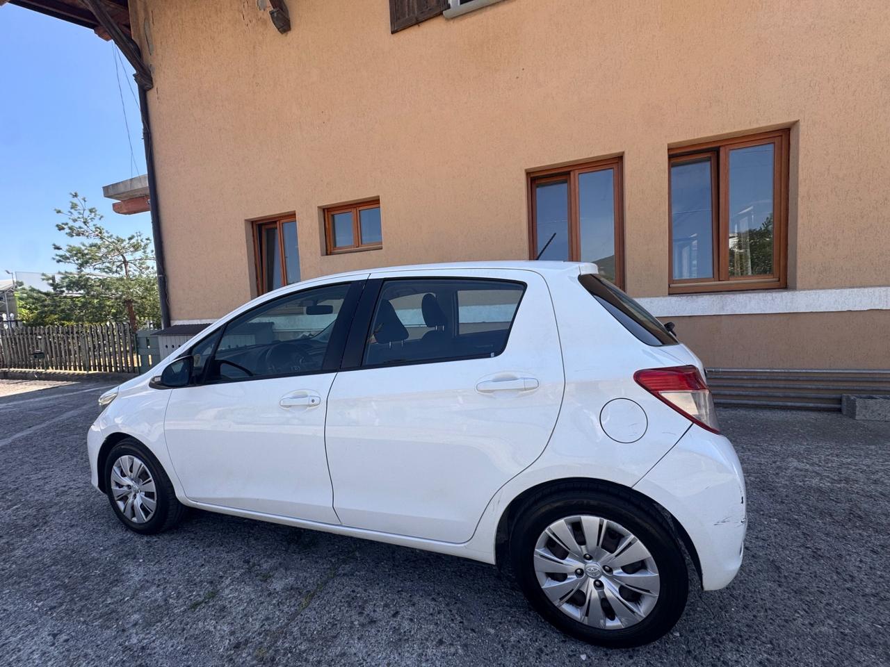 Toyota Yaris 1.3 5 porte Active