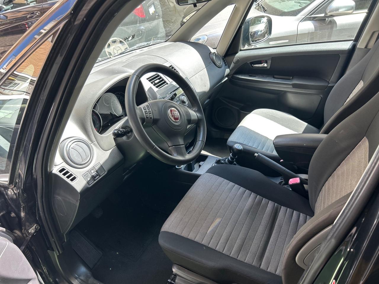Fiat Sedici 2.0 MJT 16V DPF 4x4 Experience
