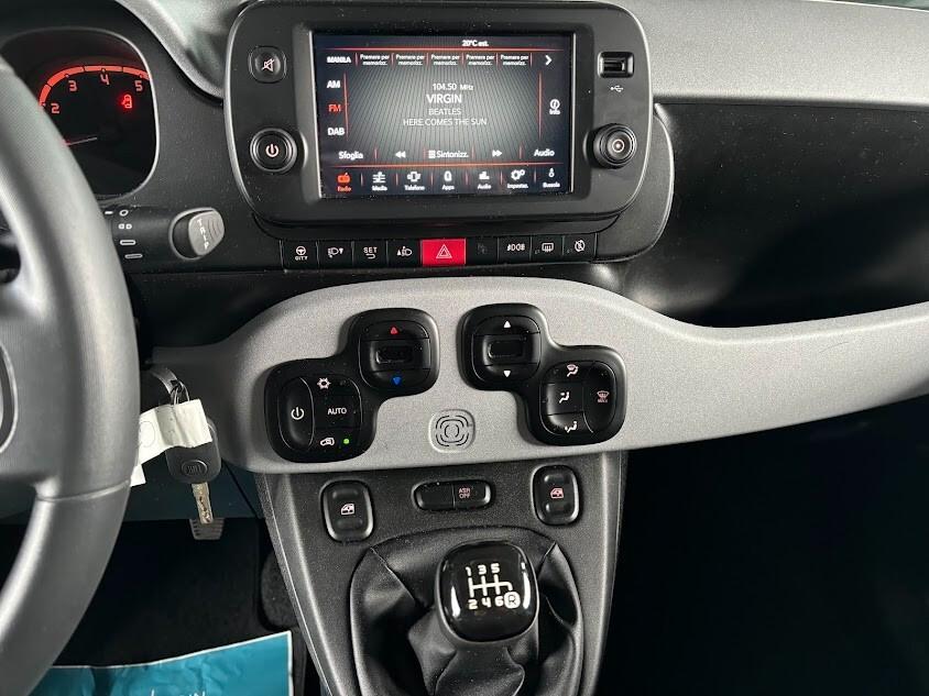 Fiat Panda CROSS 1.0 HYBRID NEOPATENTATI