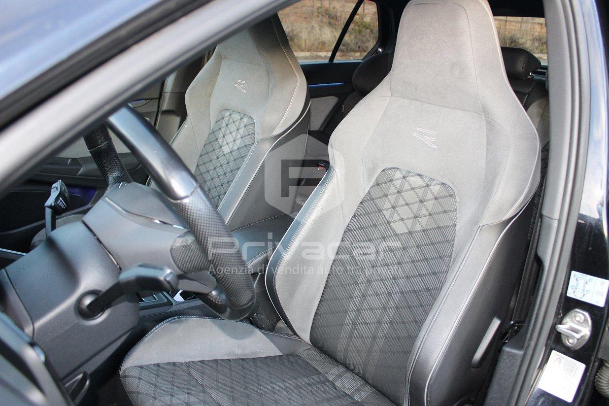 VOLKSWAGEN Golf 1.5 TSI EVO ACT R-Line