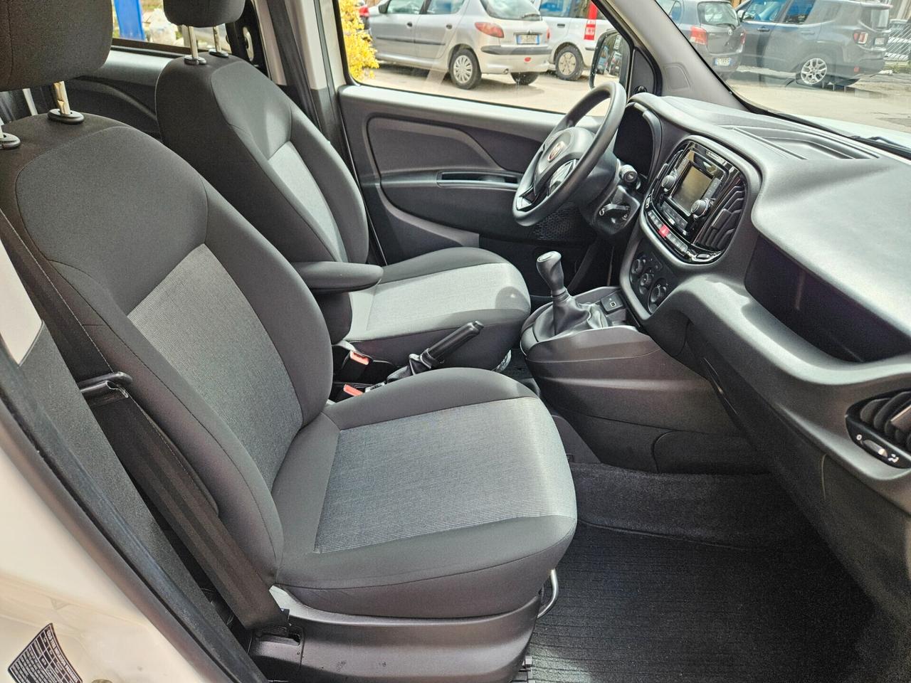 FIAT DOBLO' 1300 MJT 5 POSTI IVA COMPRESA KM CERTI