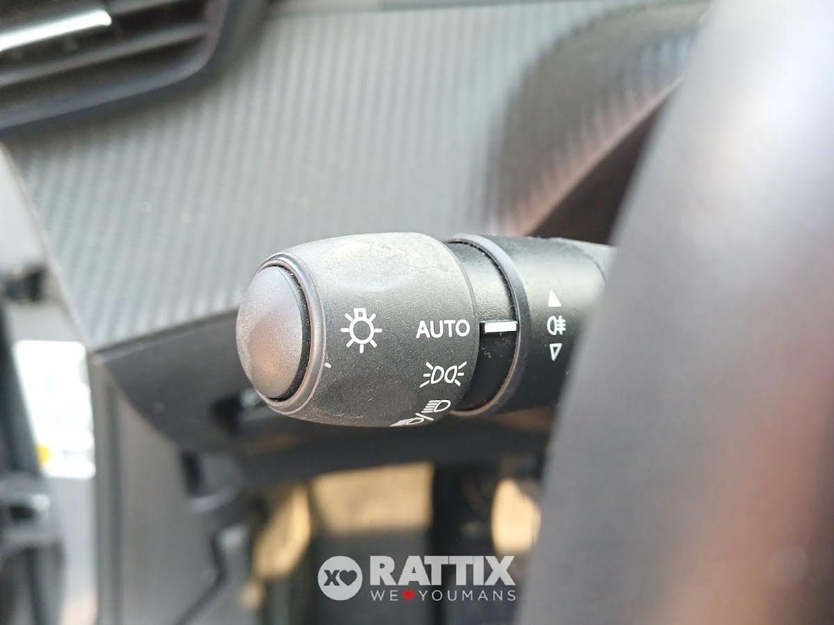 Peugeot 2008 1.2 puretech 100CV Allure