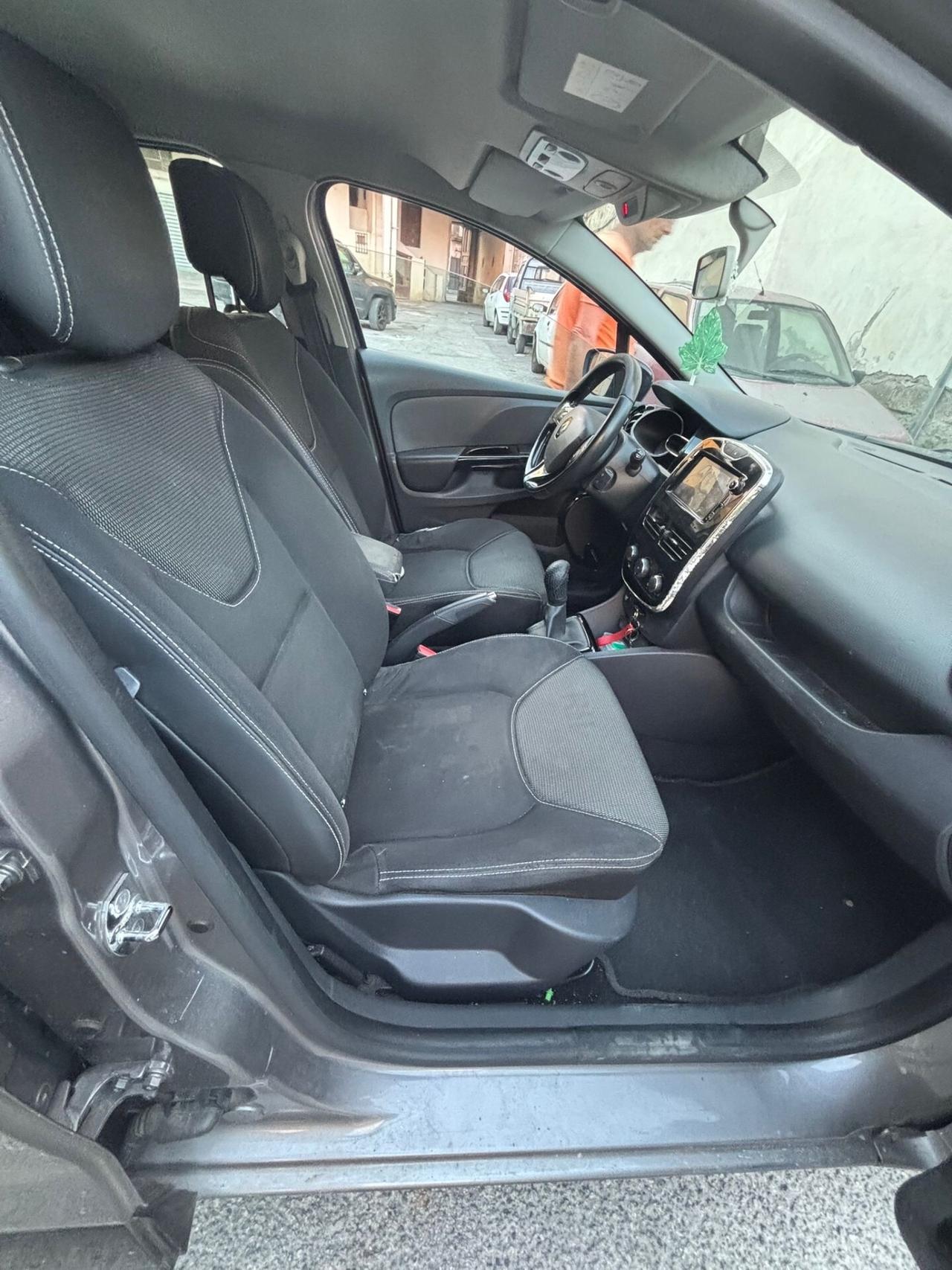 Renault Clio 1.5 dCi 8V 75CV 5 porte Live