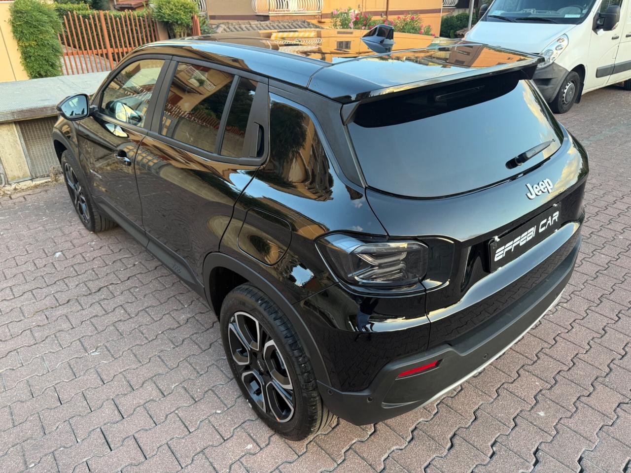 Jeep Avenger 1.2 Turbo e-Hybrid MHEV Summit