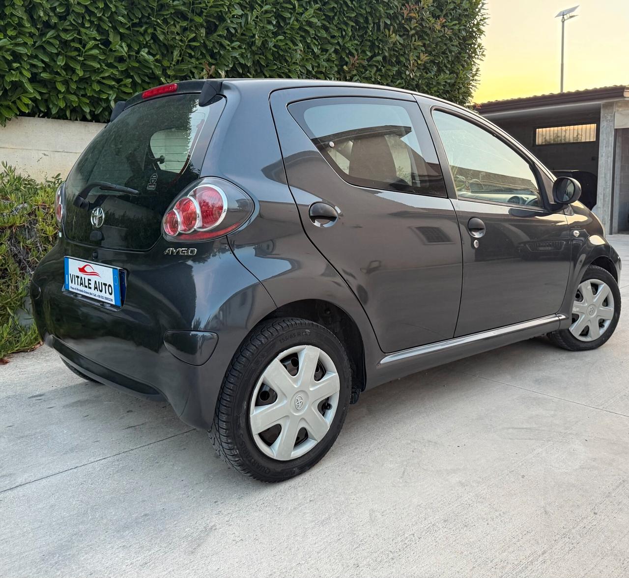 Toyota Aygo 1.0 12V VVT- Sol Connect