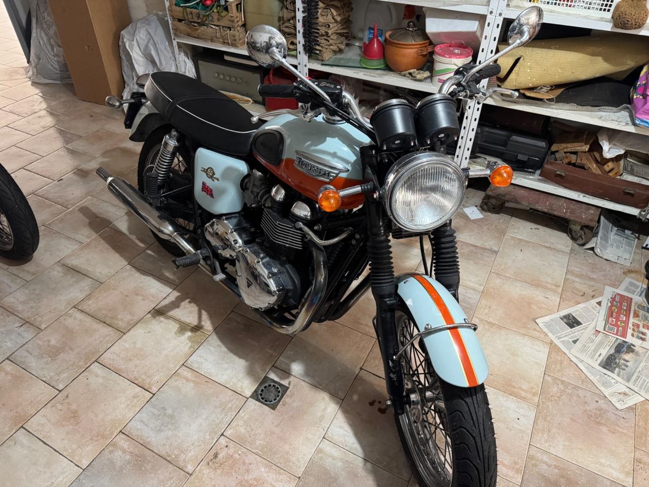 Triumph Bonneville T100 50th limited edition