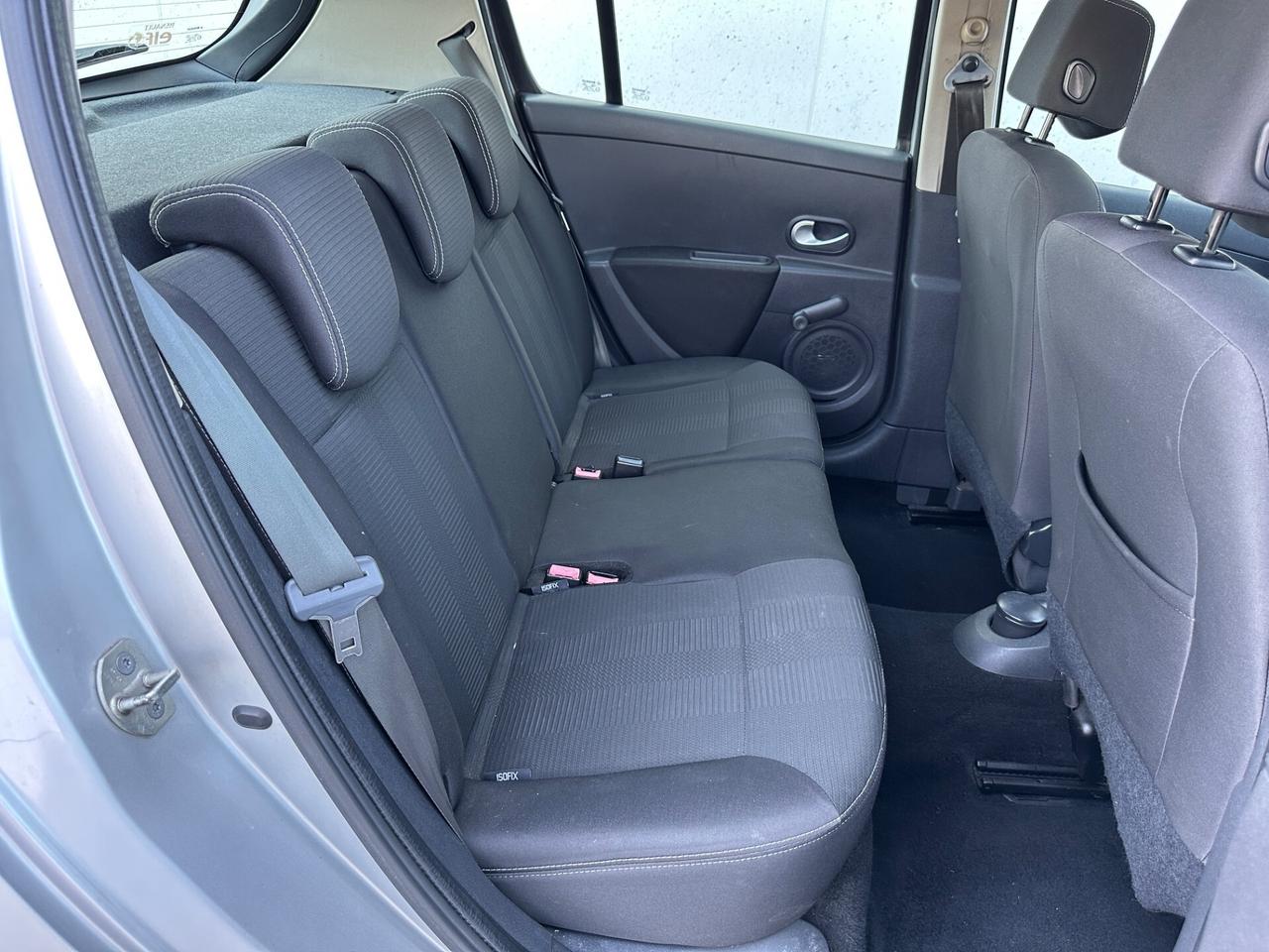 Renault Clio 1.2 16V 5 porte Luxe