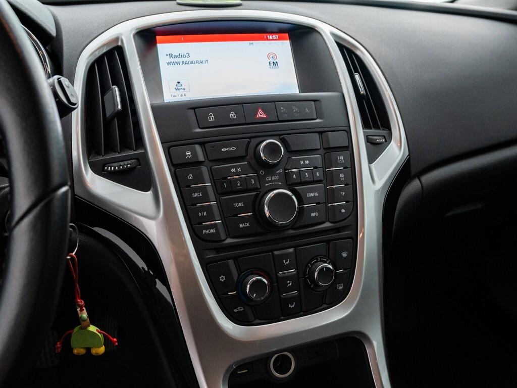 Opel Astra 1.6 CDTi 110CV