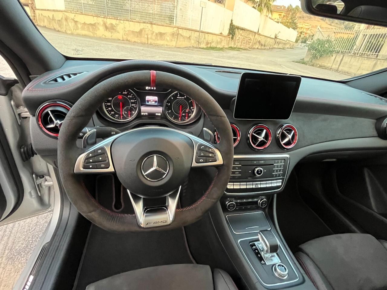 Mercedes-benz CLA 45 AMG 4Matic