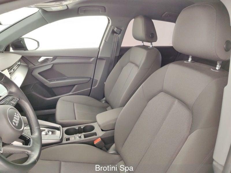 Audi A3 SPB 30 TDI S tronic Business