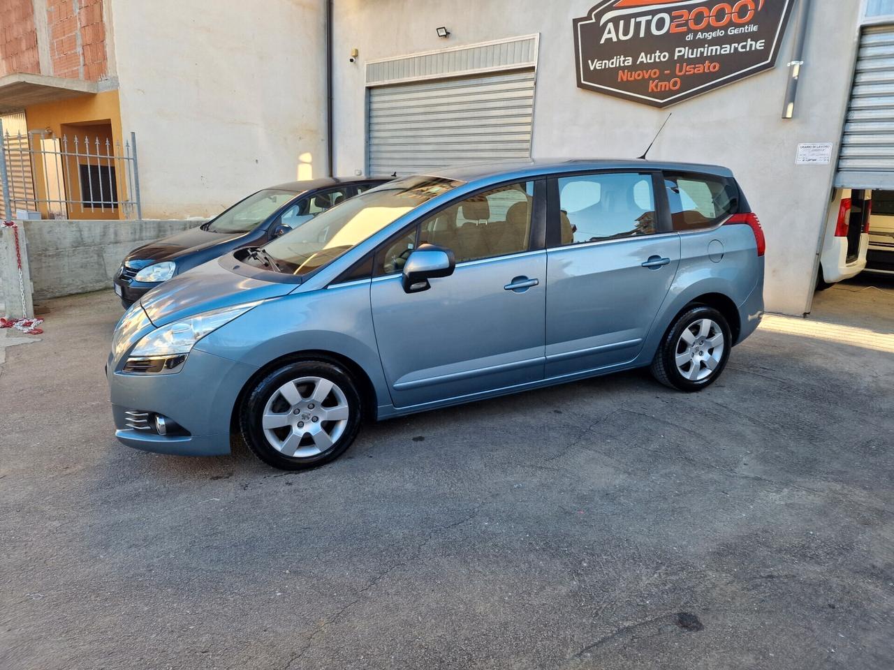 Peugeot 5008 2.0 HDi 150CV Tecno