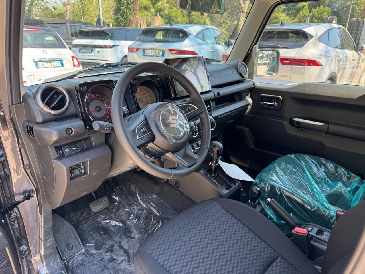 Suzuki Jimny 1.5 automatico 5 porte