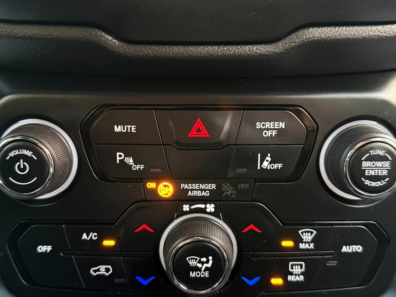 Jeep Renegade 1.6 MJT Limited *KM 99.000 - 2021