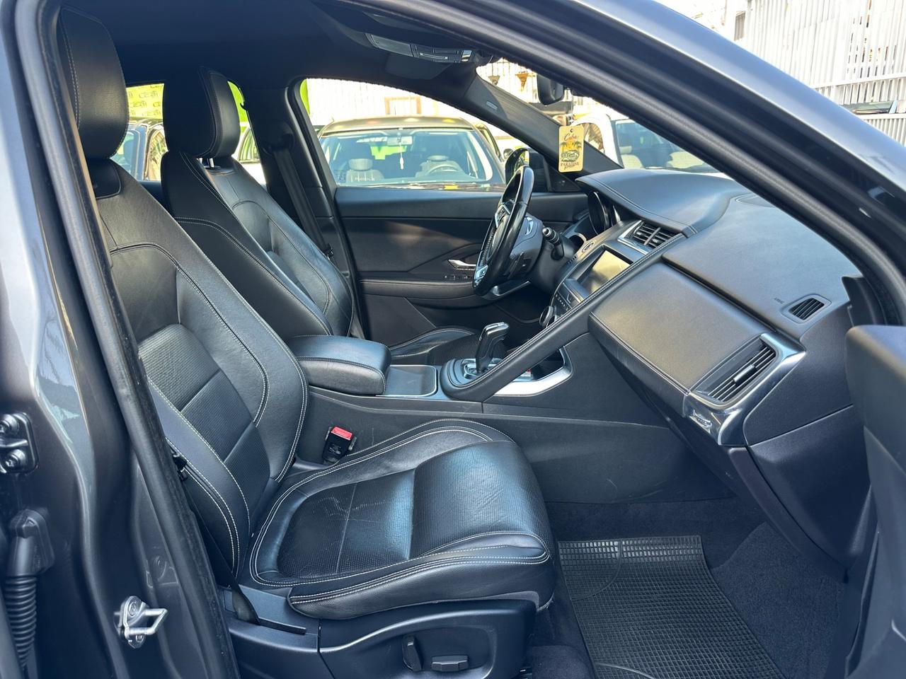 Jaguar E-Pace 2.0D 180 CV AWD R-Dynamic 2018