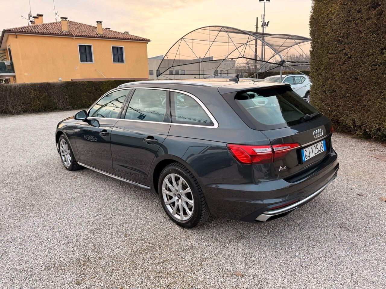 Audi A4 Avant 2.0 Tdi mhev Business Advanced 163cv S - tronic