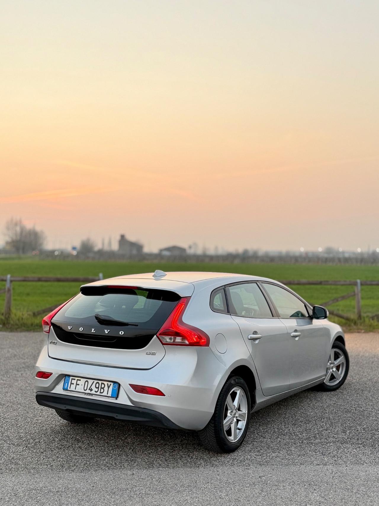 Volvo V40 D2 Geartronic Kinetic N1