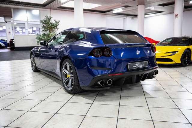 Ferrari GTC4 Lusso CARBON+LEDS|DUAL VIEW|LIFT SYSTEM|SBL|HIFI