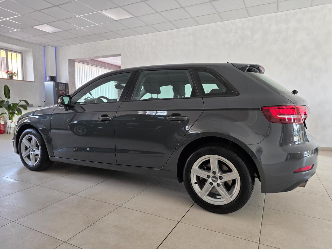Audi A3 SPB 35 TDI S tronic Business Advanced